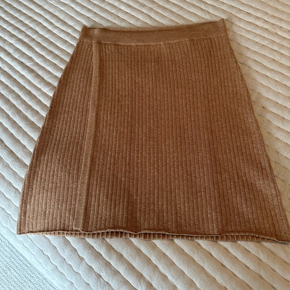 NWT Free People ribbed skirt, size large - Picture 3 of 9